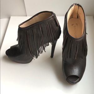 Boutique 9 leather open toe ankle bootie heels